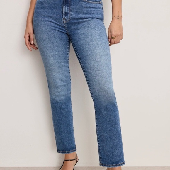 Good American Always Fits Straight Classic Blue Denim Jeans Size 6-12 Stretch - Picture 2 of 13